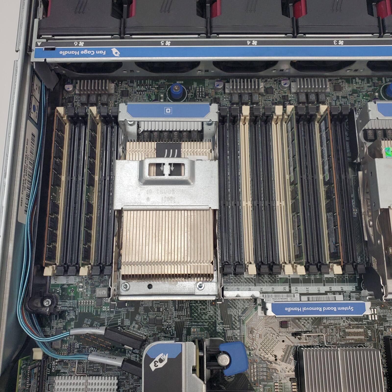 HP ProLiant DL380p G8 Server 2X Intel Xeon E5-2643@3.3Ghz 32GB RAM 876GB 15K SAS