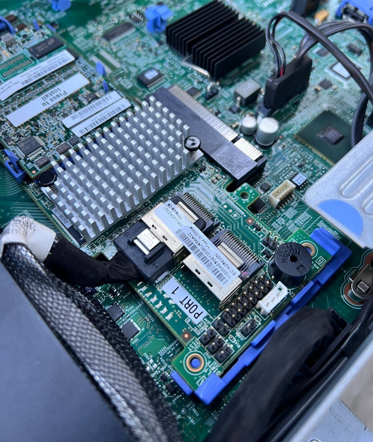 IBM System x3550 M4 Server l 2x Xeon E5-2640 V2 @2.00GHz 32GB 2X600GB HDD 2xPSU