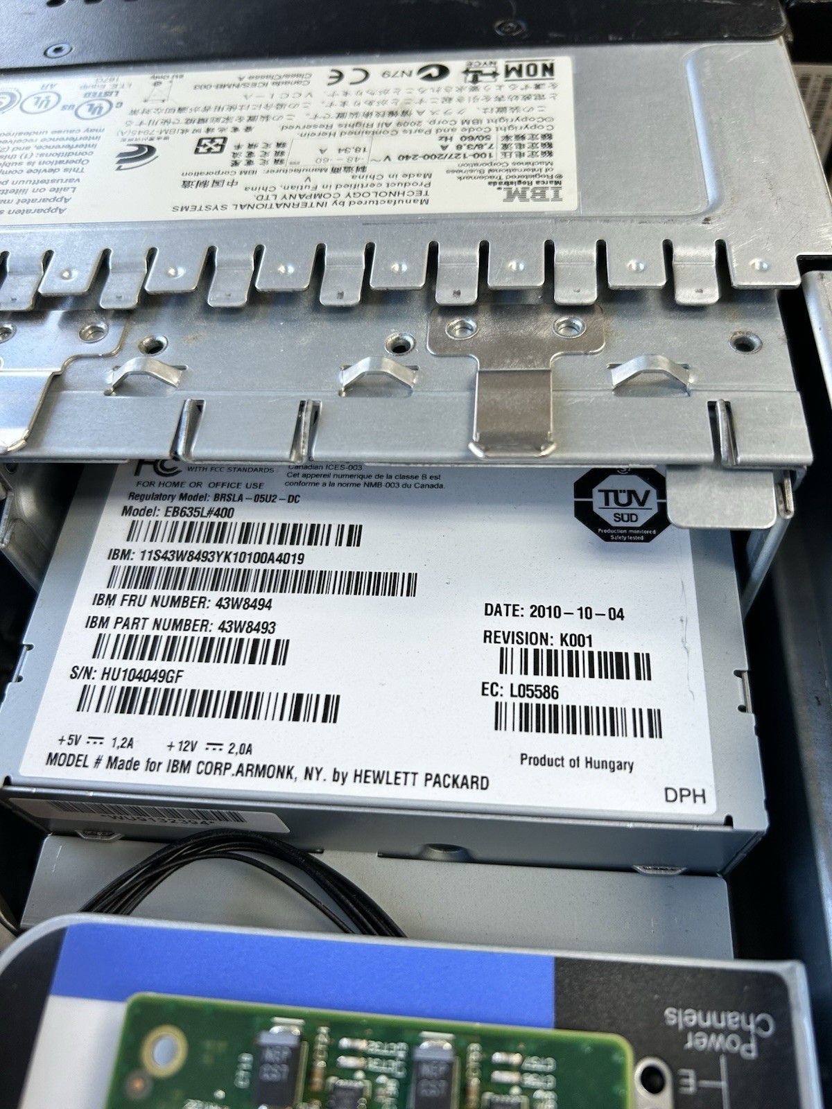 IBM System X3650 M3 Server 2x E5507 2.27 GHz 8 GB Ram RAID No HDD 43W8493 DAT160