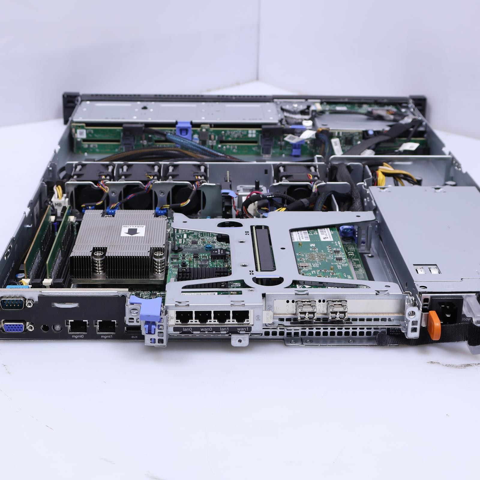 Silver Peak Unity Edgeconnect EC-M-P 1x Intel Xeon E3-1270 v5 32GB No Drives/OS