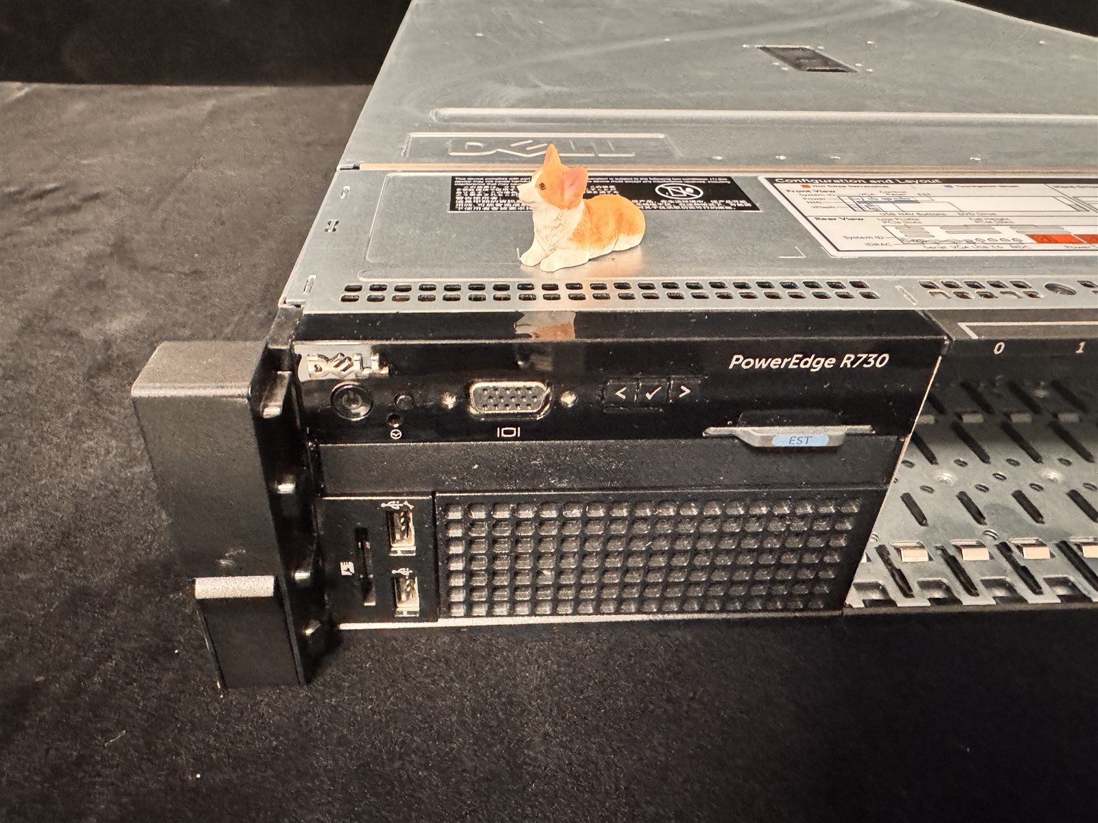 DELL POWEREDGE R730 8SFF 2x 6 CORE E5-2609V3 1.9GHz 32GB RAM 6x 2TB SSD H730