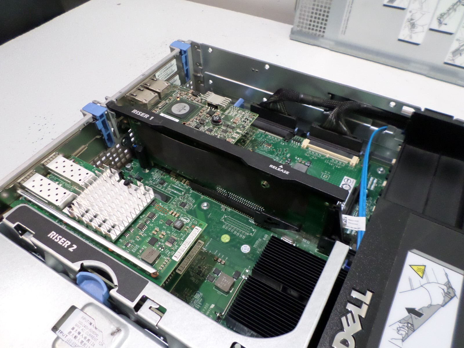 Dell PowerEdge R710 – No RAM, 2 x Xeon X5650, 2 x 146GB HDD, 2 x 870W Pwr Sup