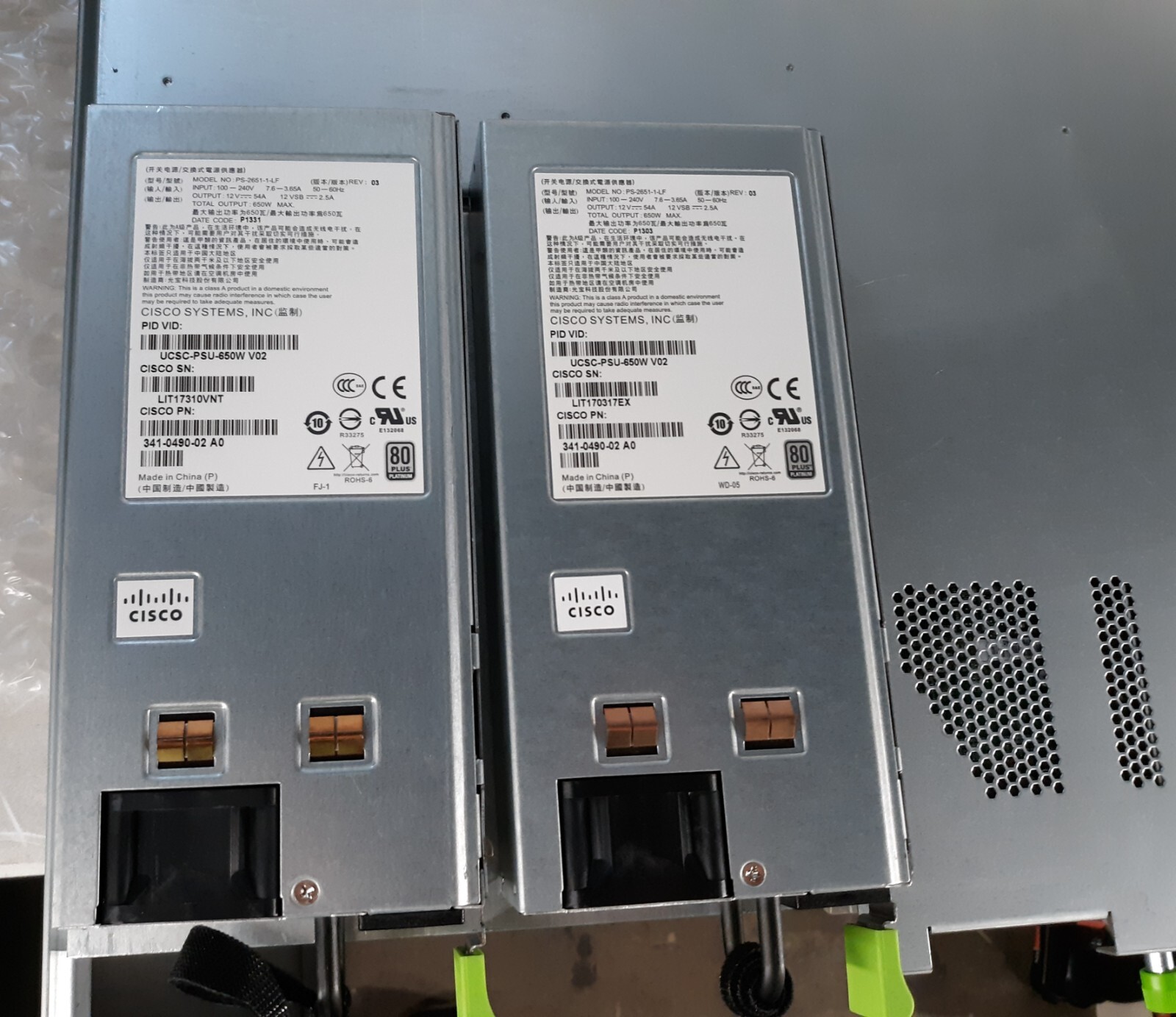 Cisco UCSC-C220-M3SBE Server Intel Xeon E5-2609 NO RAM HDD w/ 2x 650w PSU
