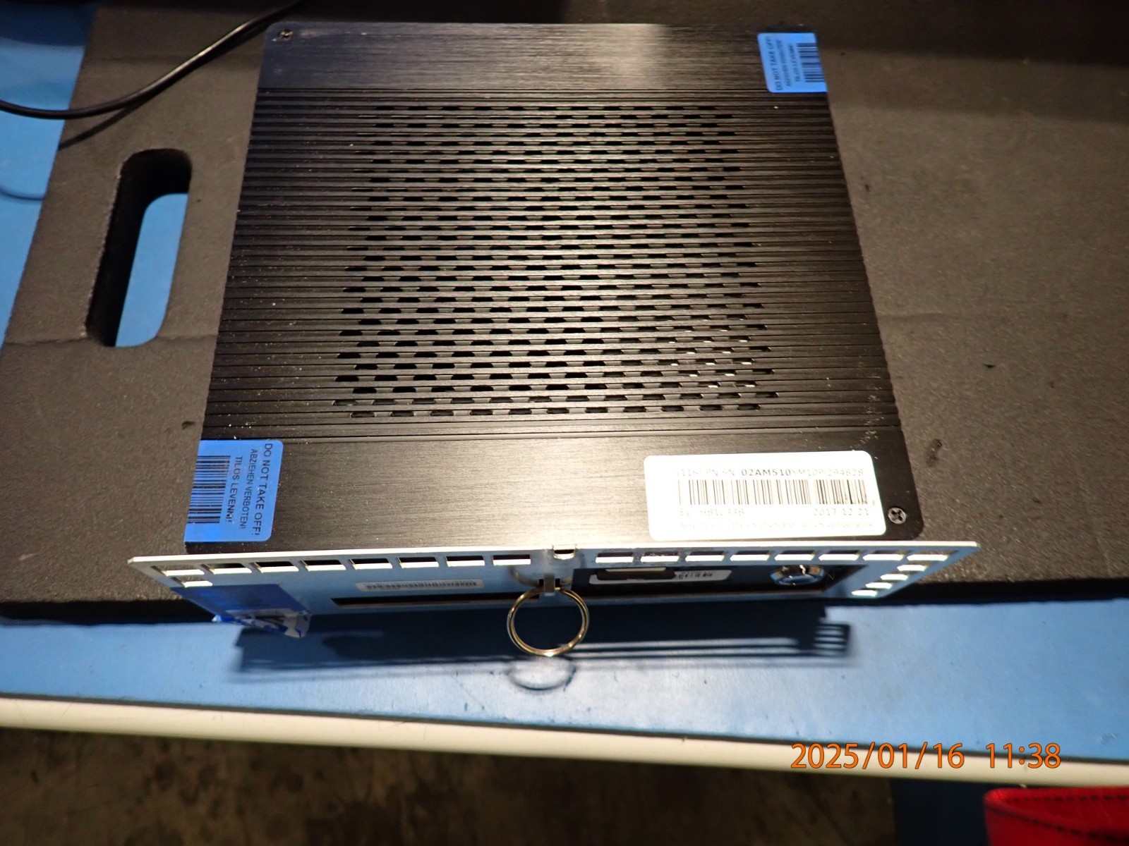 IBM 02AM510 DS8880 8100L17 Small Form Factor SFF HMC Hardware Management Console