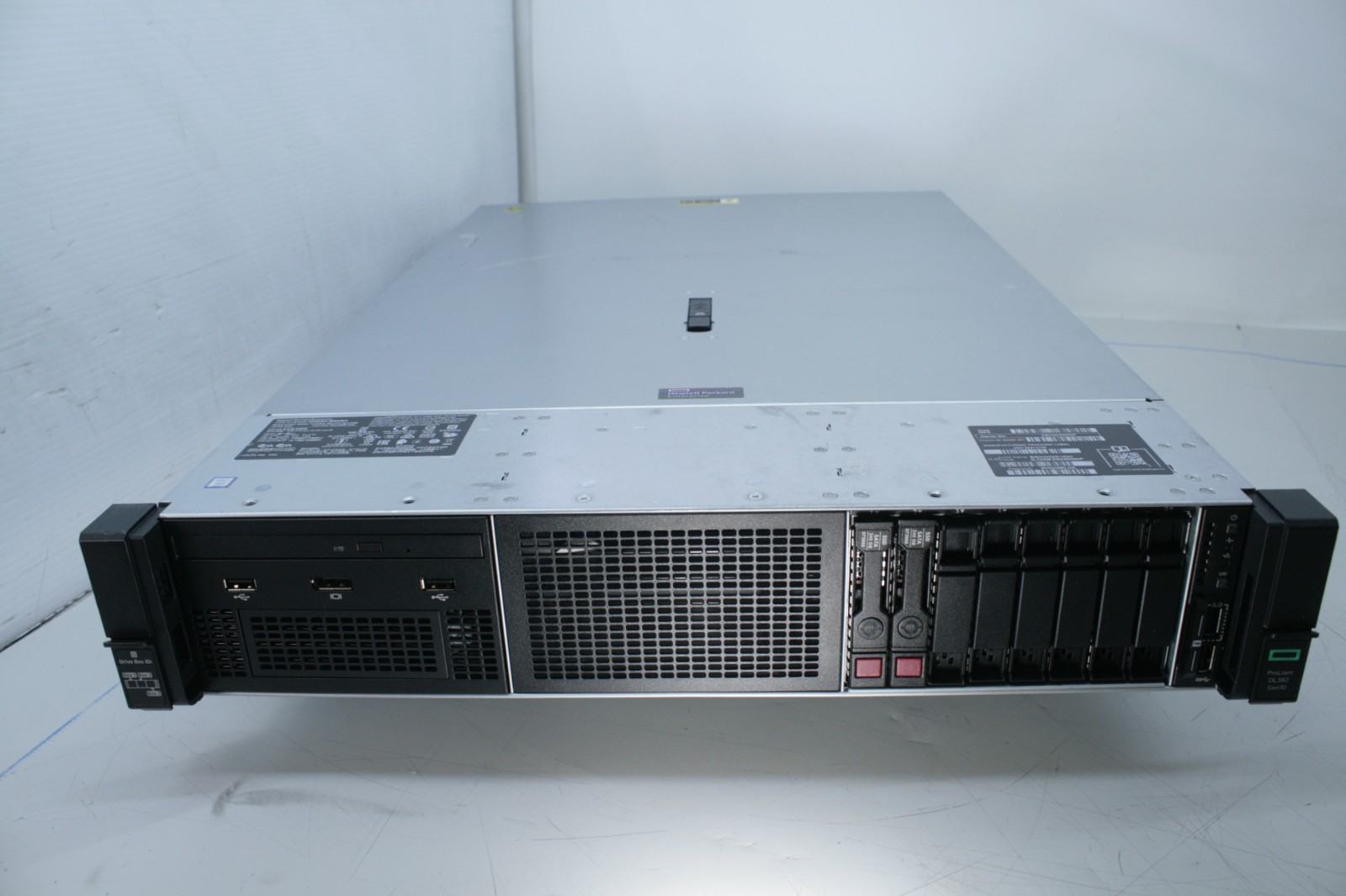 HPE PROLIANT DL380 GEN10 DUAL XEON GOLD 6130 @2.10GHZ 16GB RAM NO HDD P408I (T7)
