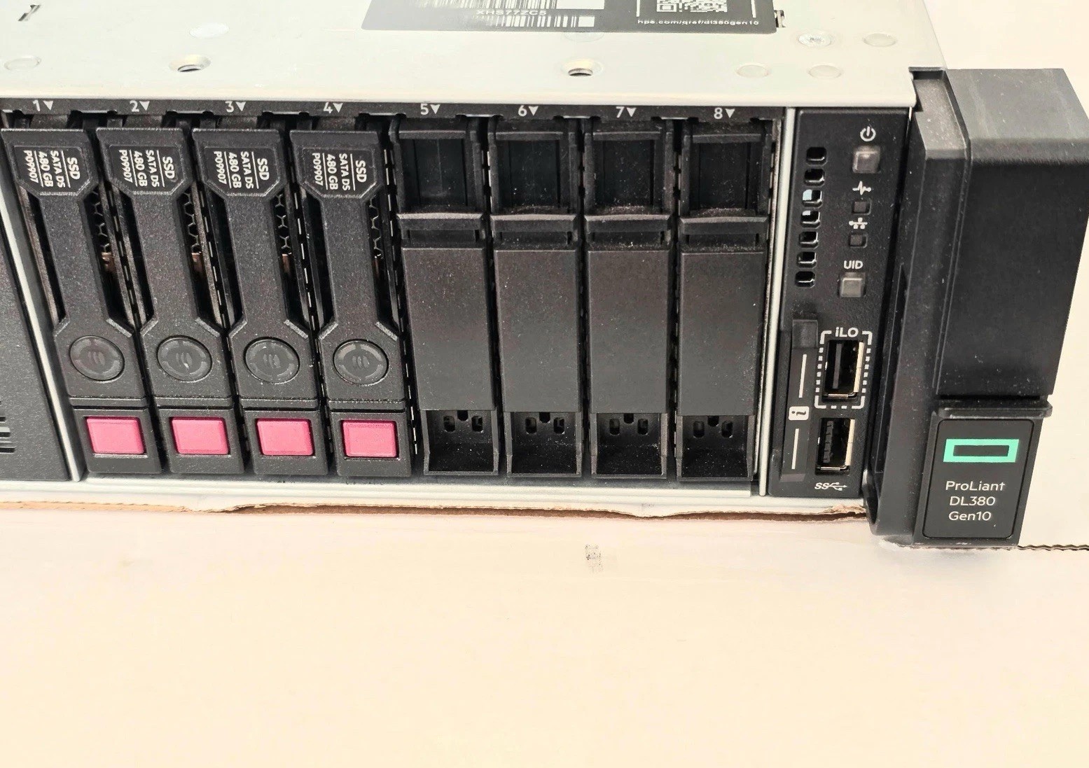 HP ProLiant DL380 G10 8-Bay 2.5″ 2x Xeon Gold 5118 128GB DDR4 4x240GB SSD 2x PSU
