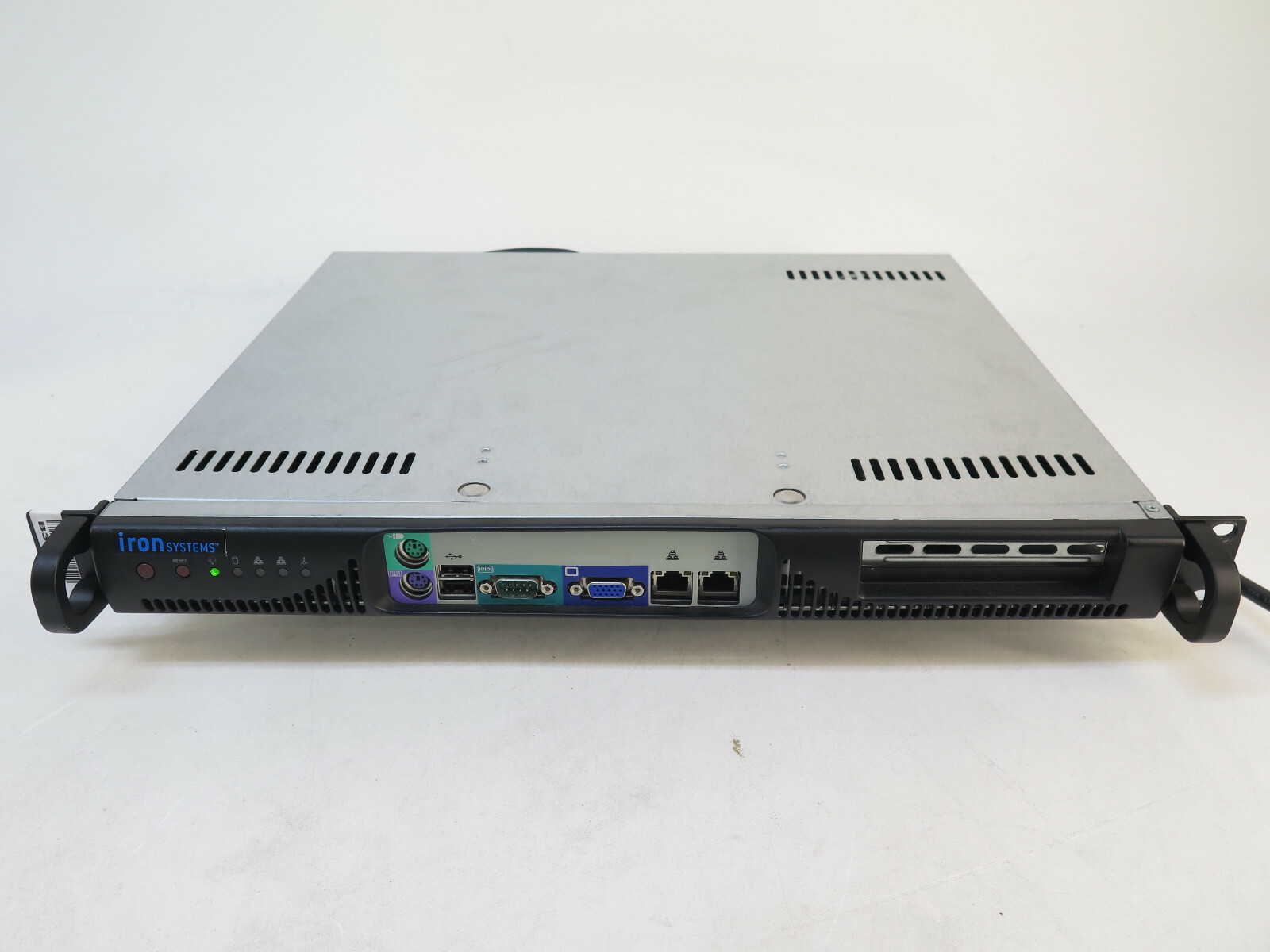 Iron Systems 1U Server – 2.2GHz processor, 512MB Ram, 250GB HDD