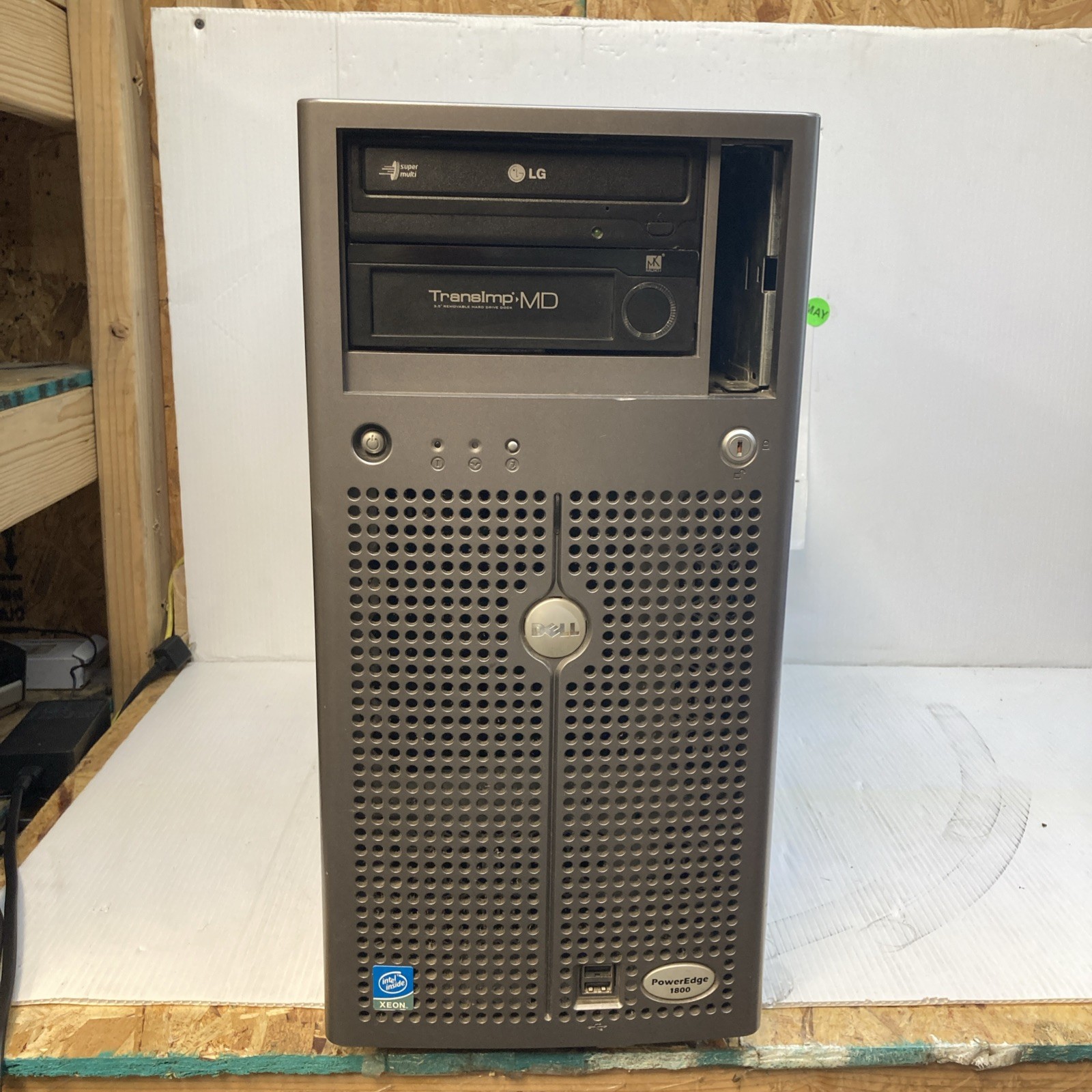 Dell PowerEdge 1800 Xeon 2.80 GHz 4GB no HDD Boot to BIOS