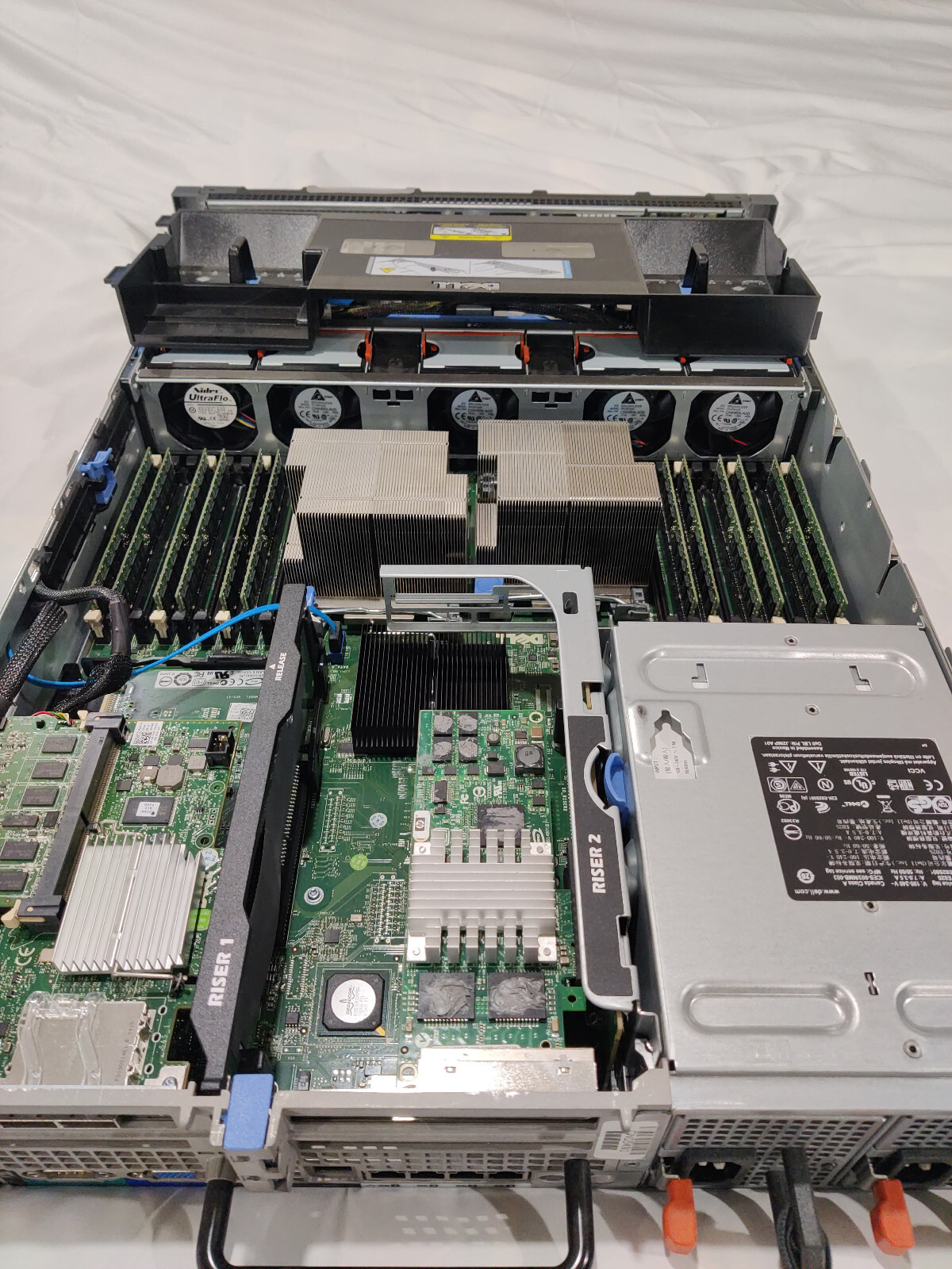 Dell Poweredge R710 Condition – Refurbished Color – Grey Dual Power Supply