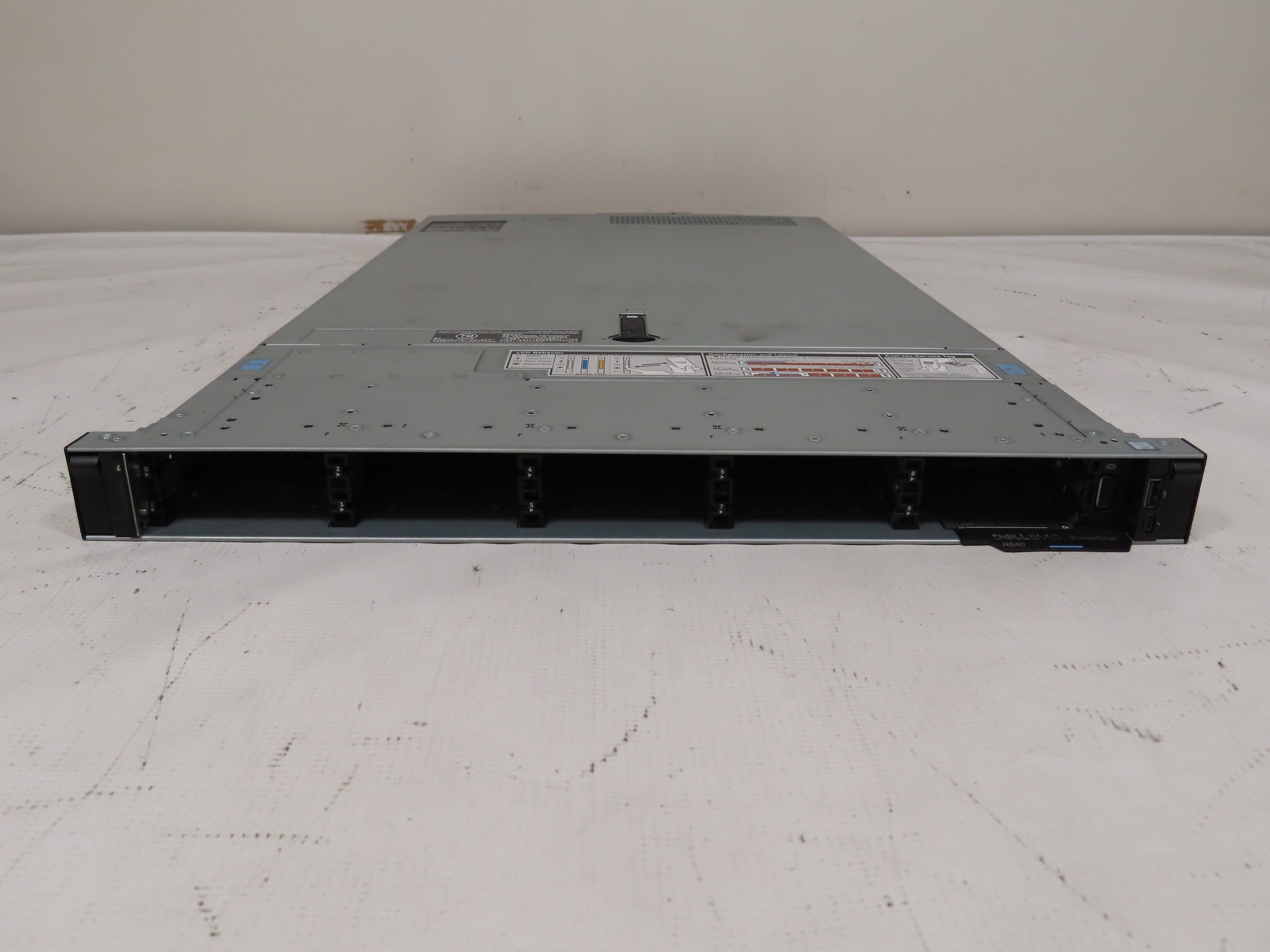 Dell PowerEdge R640 1U 10SFF Server Barebones 2x Silver 4110 NoRam H730 2x 1100w