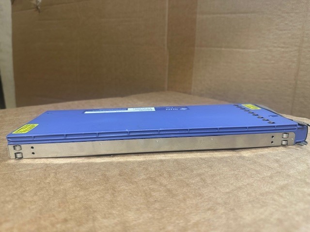 Sun Microsystems 540-5079-03 Sunfire Blade B 100s 650MHz / 1 GB Memory / 30 GB