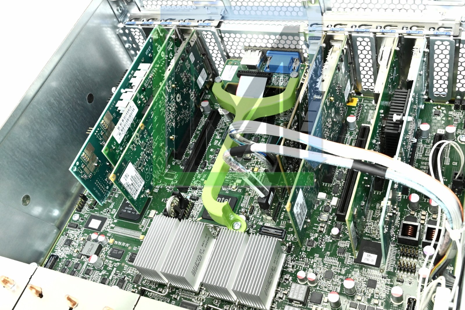 541-3533-03 30033676+9+1 SUN ORACLE ZFS STORAGE 7420 QUAD-XEON E7530 256GB RAM