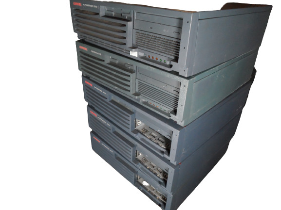 HP Compaq DEC AlphaServer 3X-73BAA-AA Alpha Server DS10 EV67 / 600MHz FDD CDROM