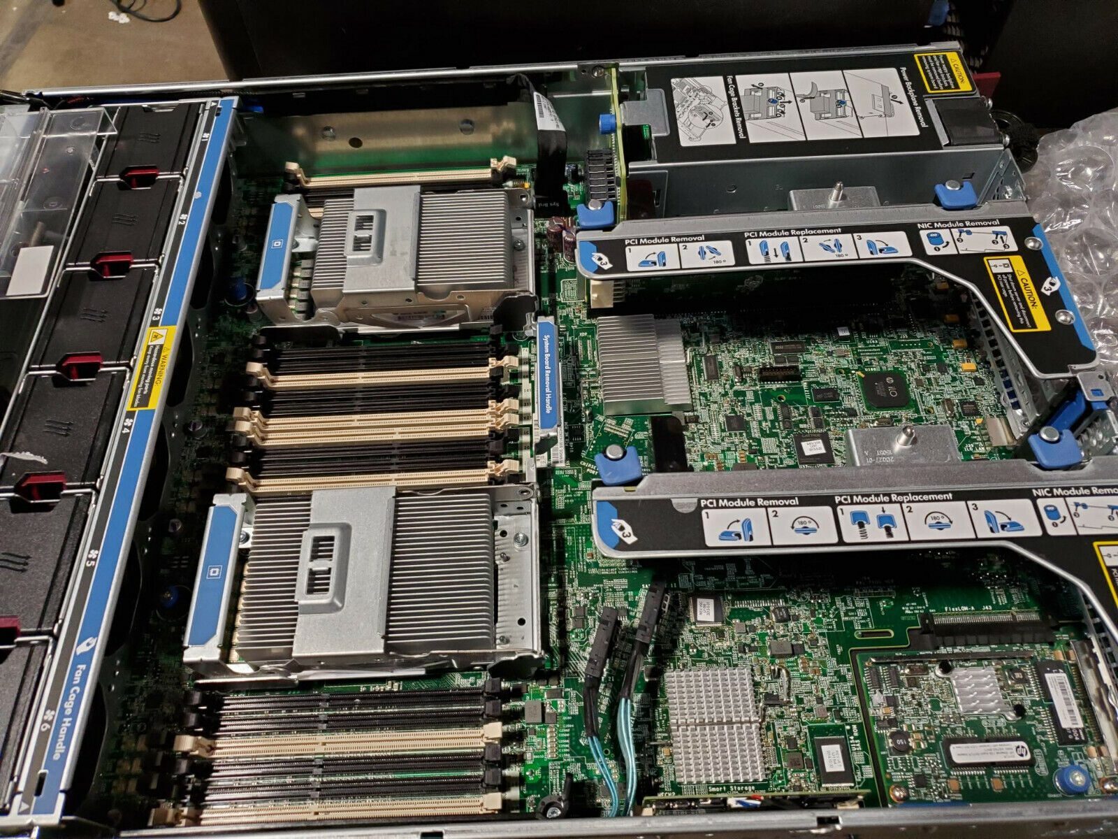 HP Proliant DL380p G8 Server 2x E5-2690 2.9ghz 16-Cores 128GB P420 4x 300gb
