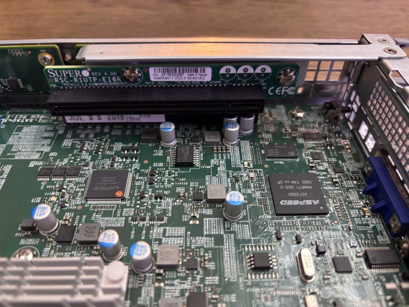 Supermicro x11DPT-L compute node with M.2 Riser, No Heatsink, No RAM, No CPU