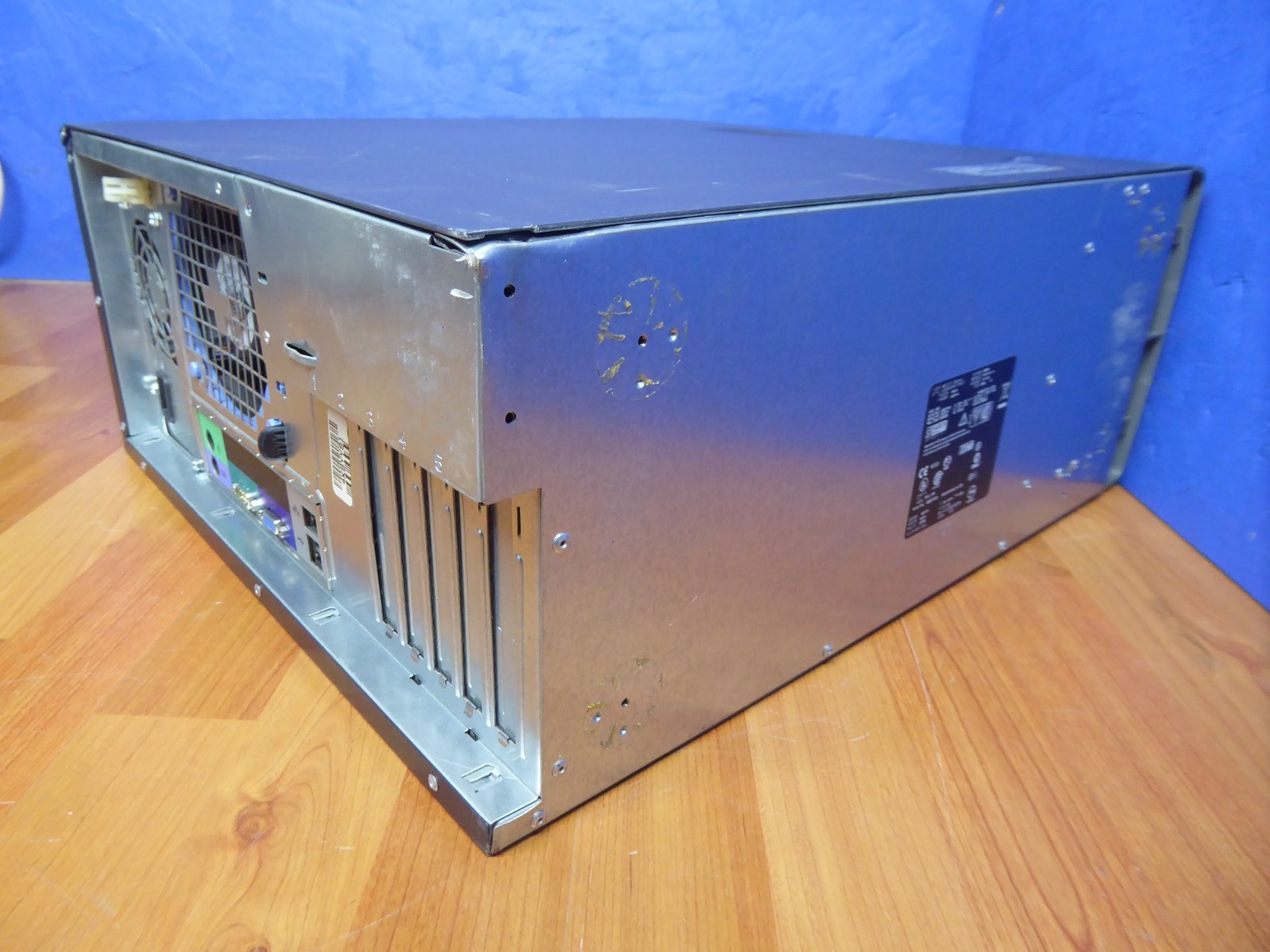 DELL POWEREDGE 830 TOWER SERVER PENTIUM D 3.0GHz 4GB HJ159 GD278