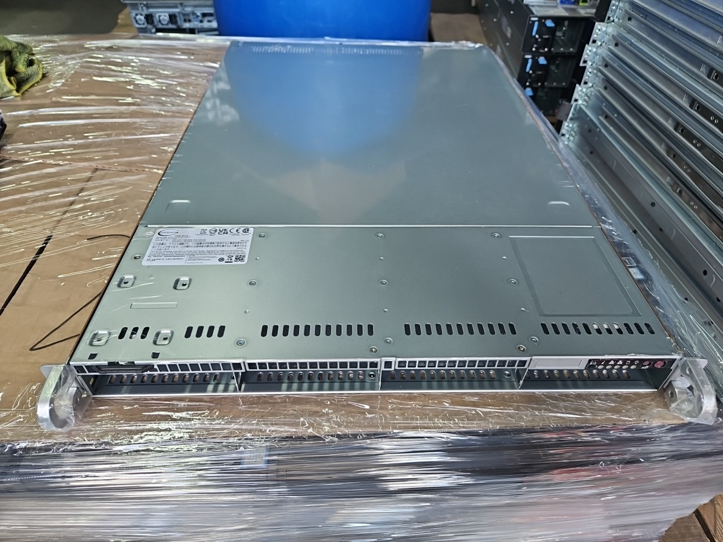 Supermicro Sys-611C-TN4R X13DDW-A CTO Server 2*LGA-4677-1 DDR5 4LFF Nvme