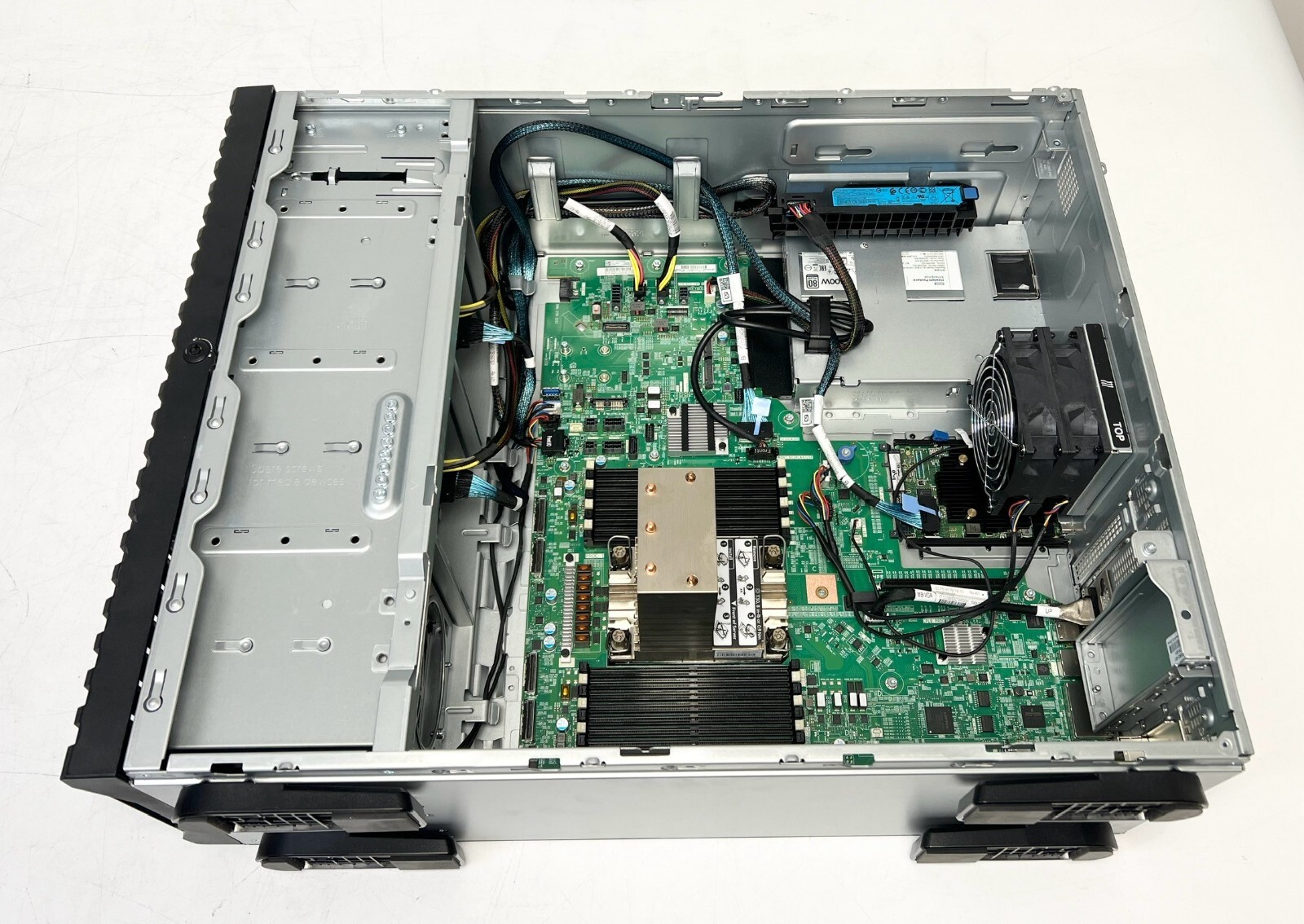 HPE ML110 Gen11 1x 4509Y 8-Core 32GB-R MR408i-o 2x 480GB SSD 800W Tower Server