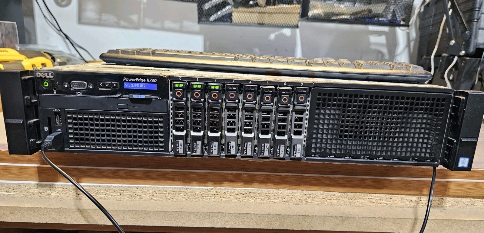 Dell PowerEdge R730 8 Bay Server 32Gb 1x80Gb SSD 3×1.2Tb SAS 2x14c v4CPU Proxmox