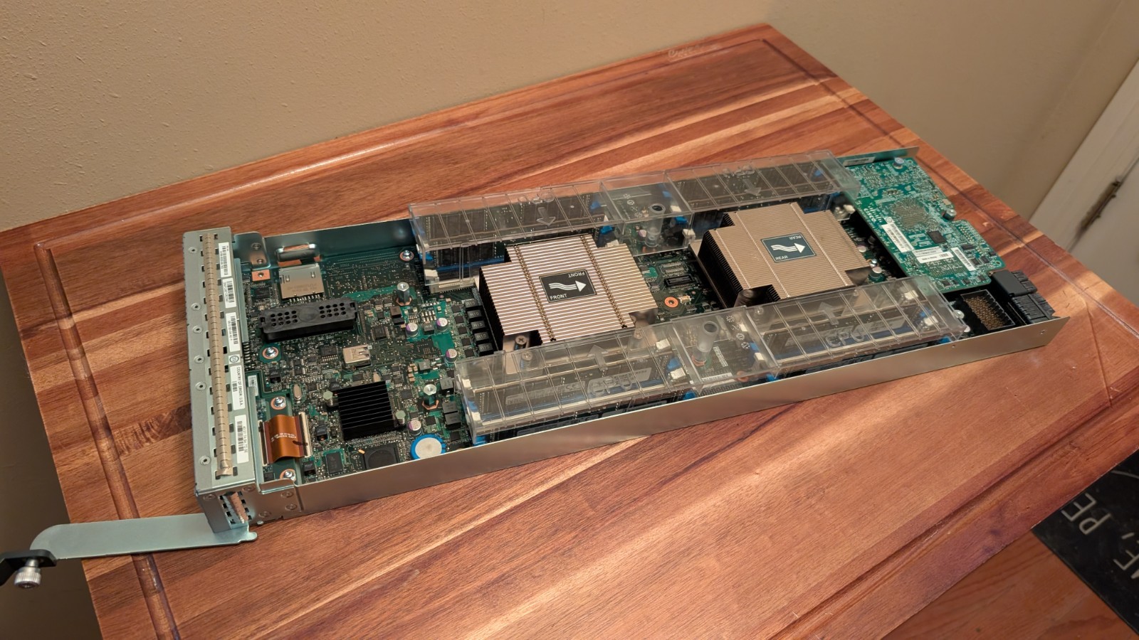 Cisco UCS B200 M4 Blade Server 2x Intel Xeon E5-2697v4 NO RAM No HDD