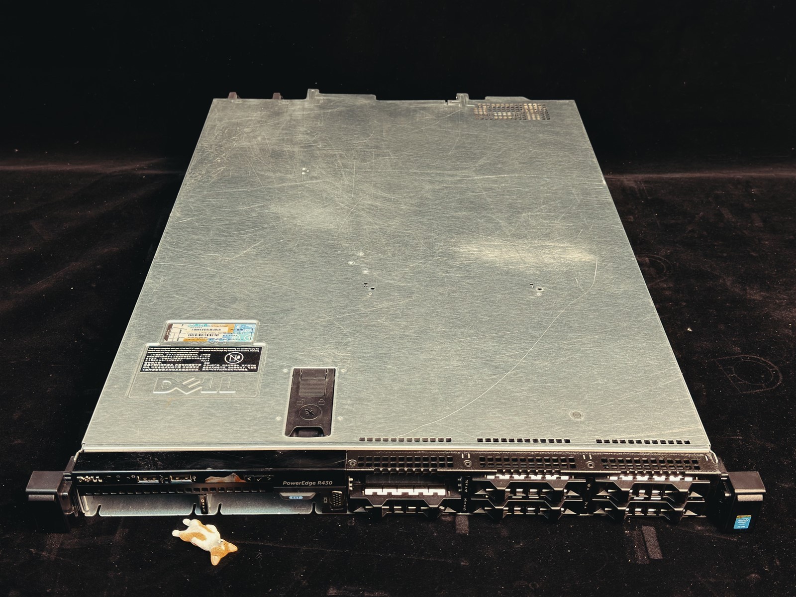 DELL POWEREDGE R430 8SFF 2x XEON 8 CORE E5-2620V4 2.1GHz 16GB RAM H730 NO HDD