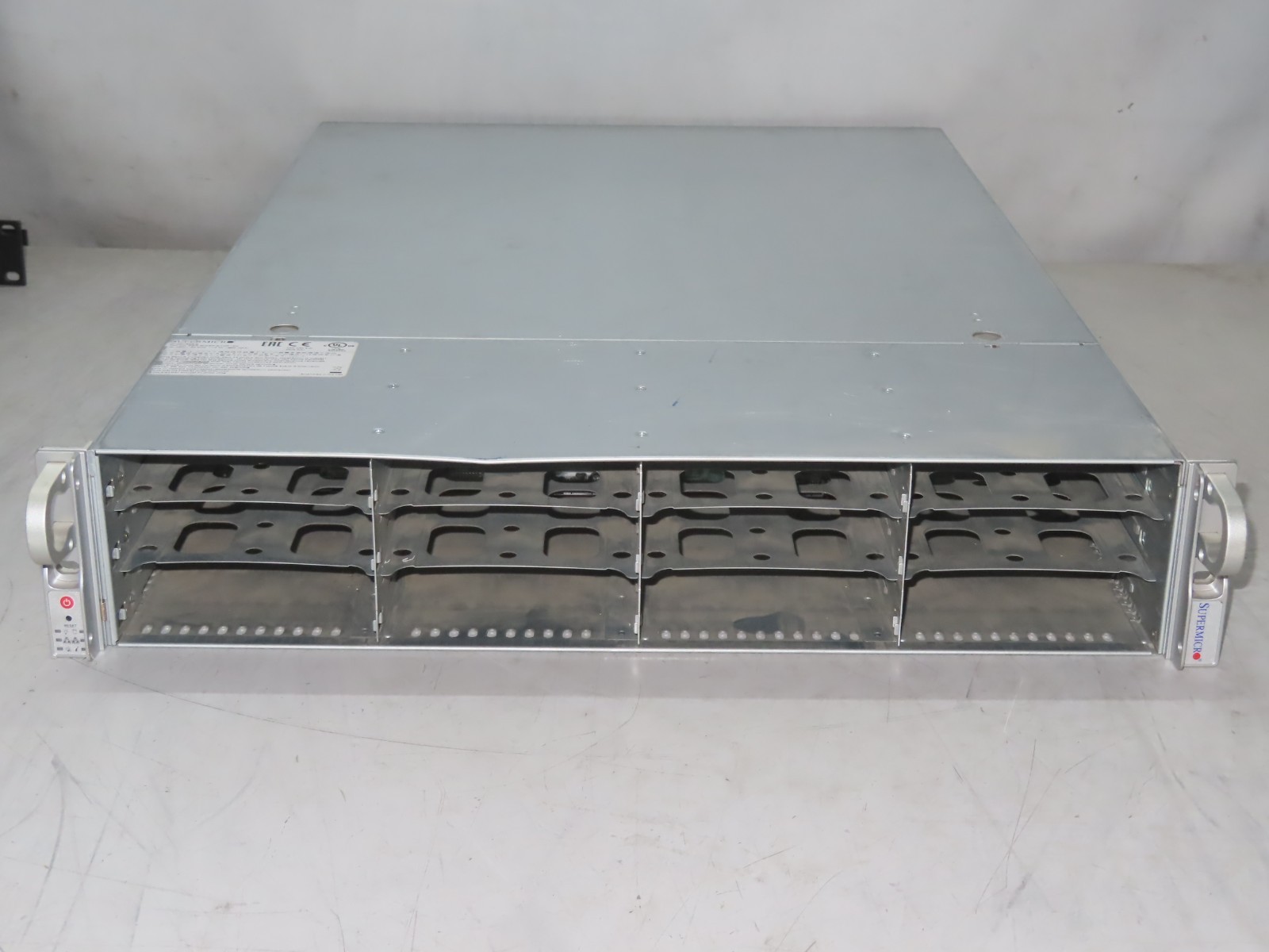 SUPERMICRO 826-9 XEON E5-2620 V3 @ 2.4GHz ** not included: RAM DRIVE RAILS **