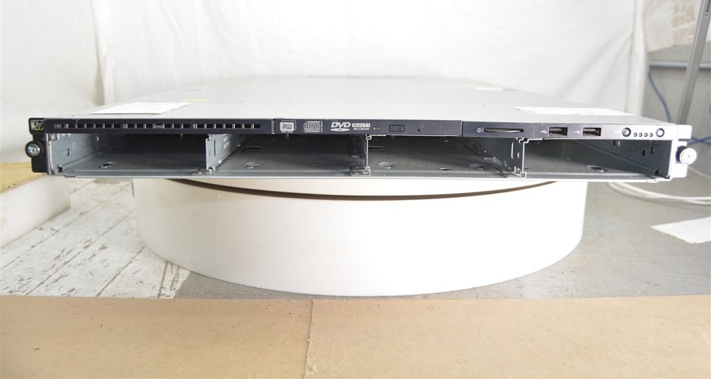 HP PROLIANT DL160 G6 632728-S01 3.5×4 Server XEON E5620 64GB P410 SEE NOTES