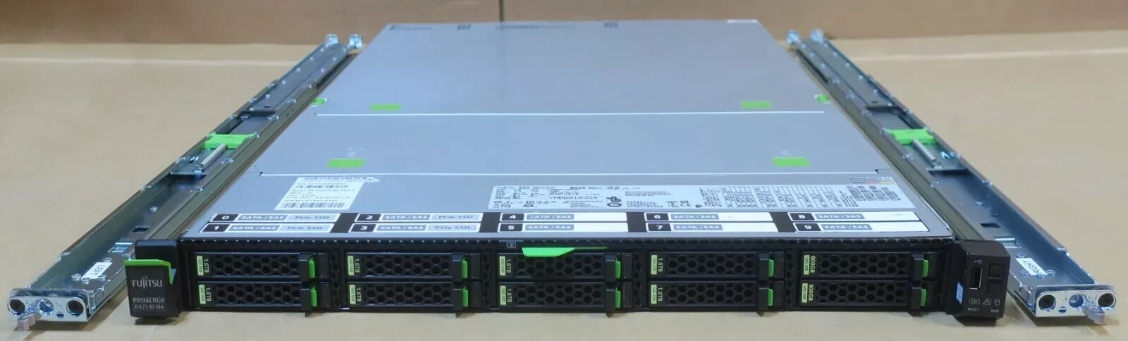 Fujitsu Primergy RX2530 M4 2x 16C Gold 6142 768GB RAM 14.4TB SSD Storage Server