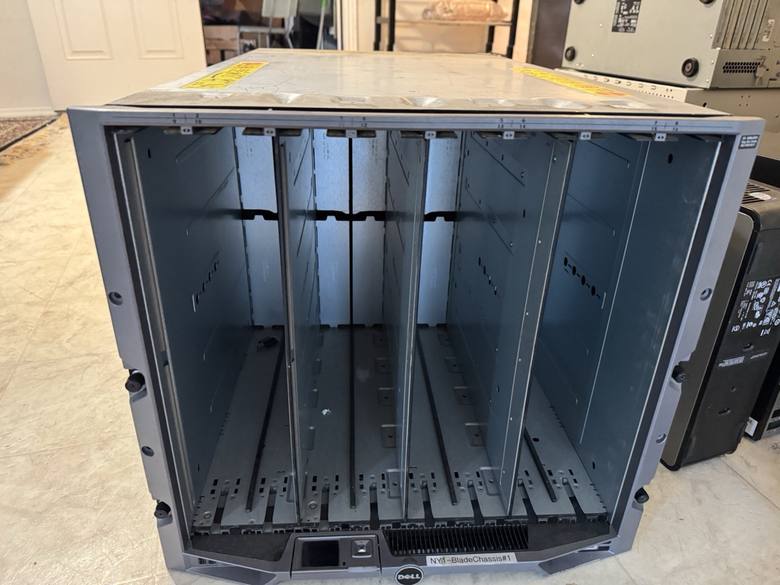 Dell PowerEdge M1000E 16x Slots Blade Server W/ 6x Power Supplies
