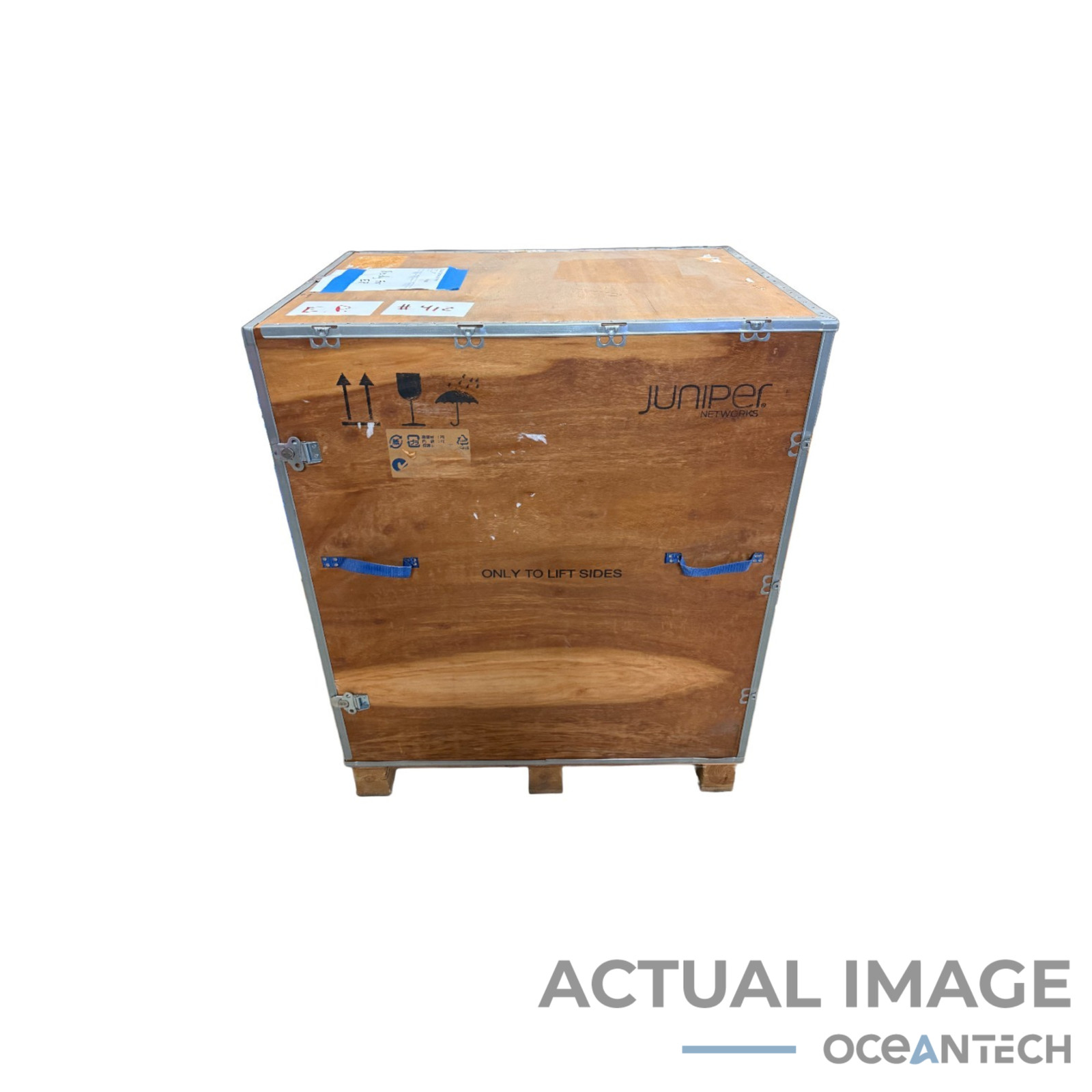 New / Open Box Juniper MX960 BASE3-AC-ECM W/ 1x CRAFT-MX960-S 1x SCBE-MX-S-E 16U