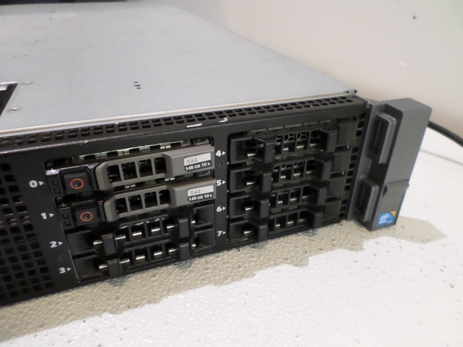 Dell PowerEdge R710 – No RAM, 2 x Xeon X5650, 2 x 146GB HDD, 2 x 870W Pwr Sup