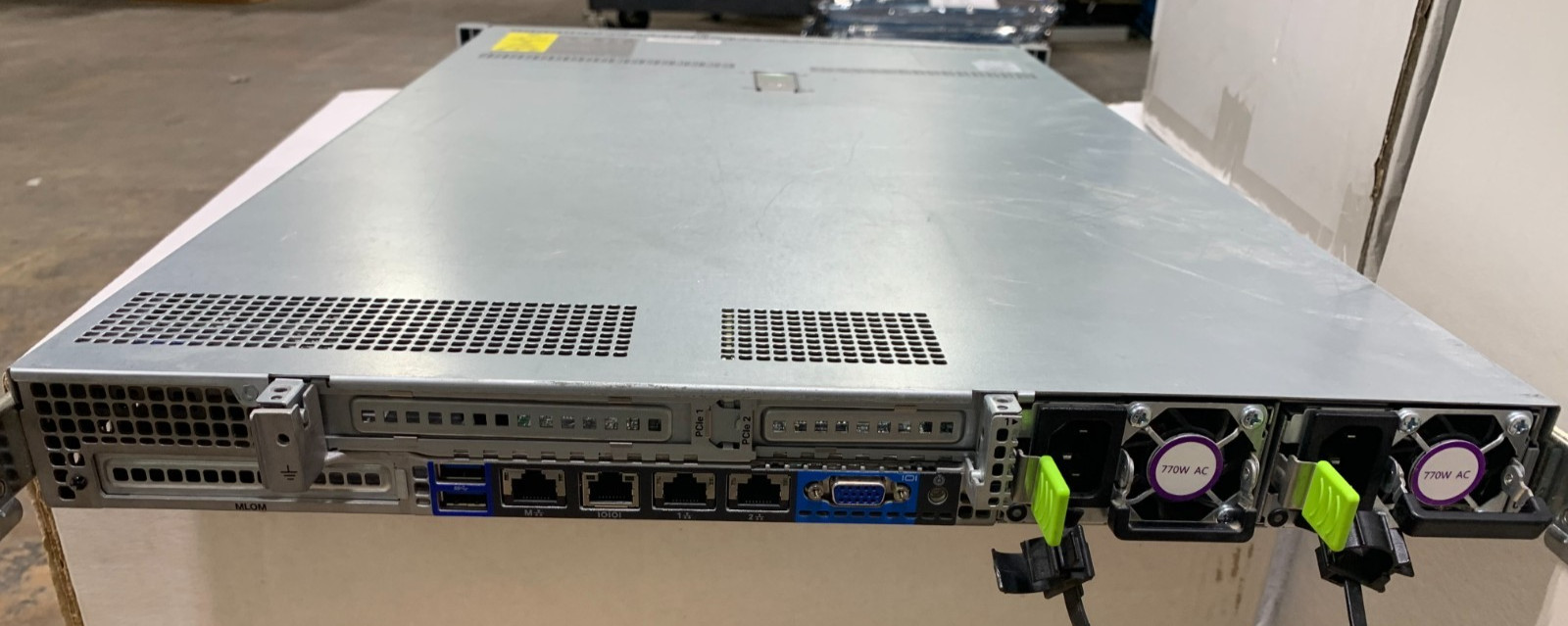 CISCO USC C220 M4 Server/ 16Gb RAM/ 3x 600Gb HDD SAS / Xeon 2.4 GHz/ 2x PSU