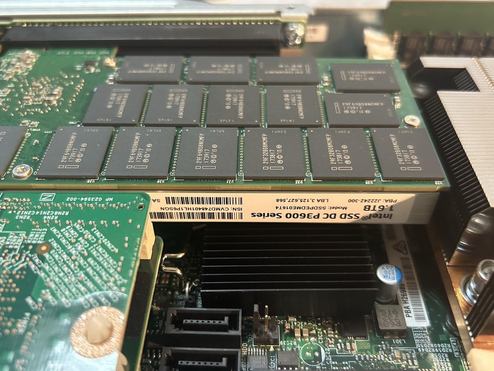 Cohesity C2505-SFP-BASE-4 4-Node S2600T SAS w/ 6 x8TB Drives 256GB RAM 8xE5-2620