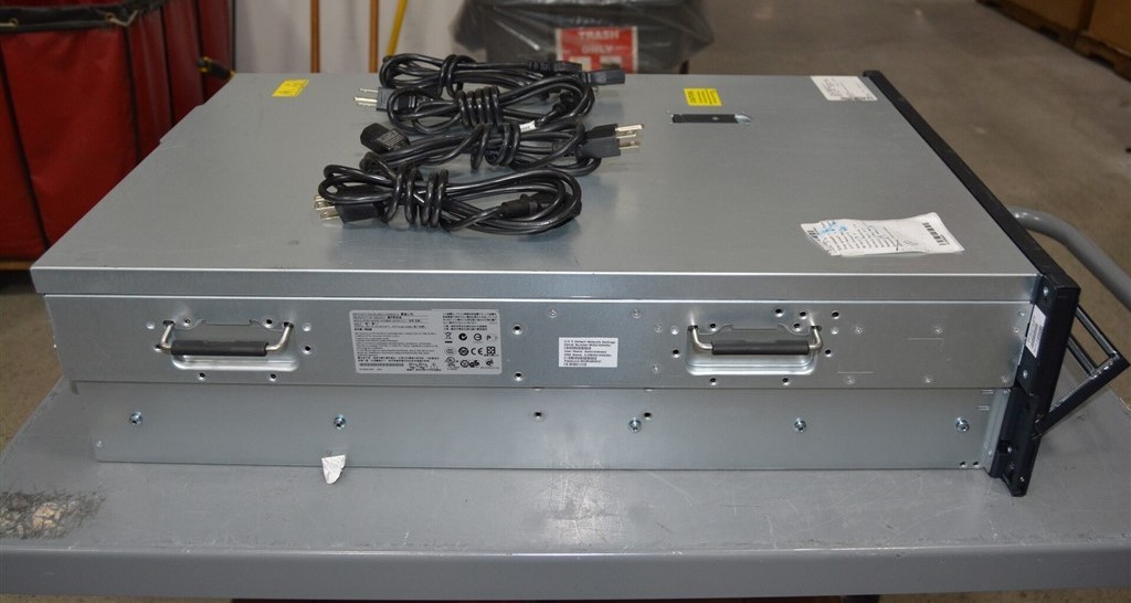 HP PROLIANT DL580 G7 584086-001 2.5×8 Server 4*XEON E7540 112GB P410 SEE NOTES