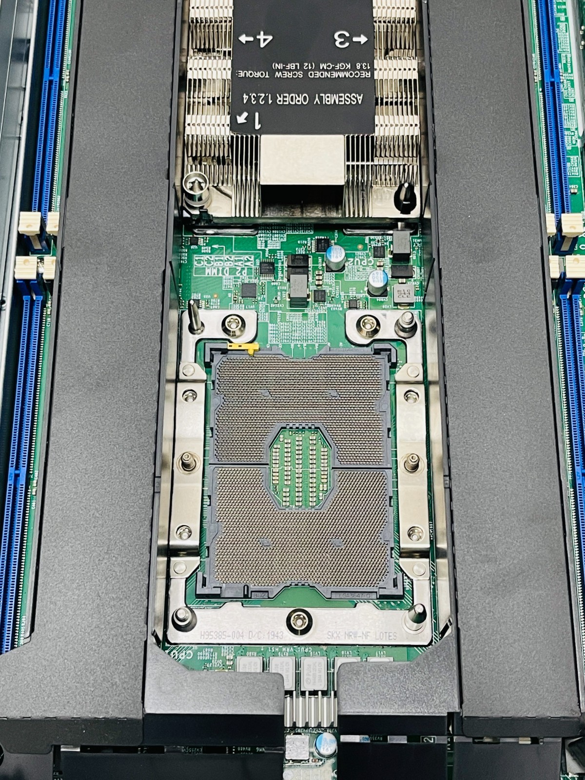 SuperMicro 2029BT-HNR 24Bay, 4x X11DPT-B SuperServer W/4x KXG60ZNV512G 512GB M.2