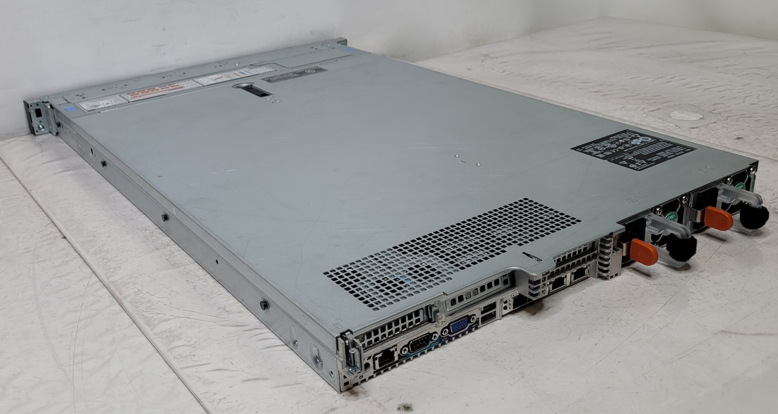Dell EMC OEMR XL R640 Dual Xeon Silver 4216 @2.10GHz 128GB RAM No HDD H330