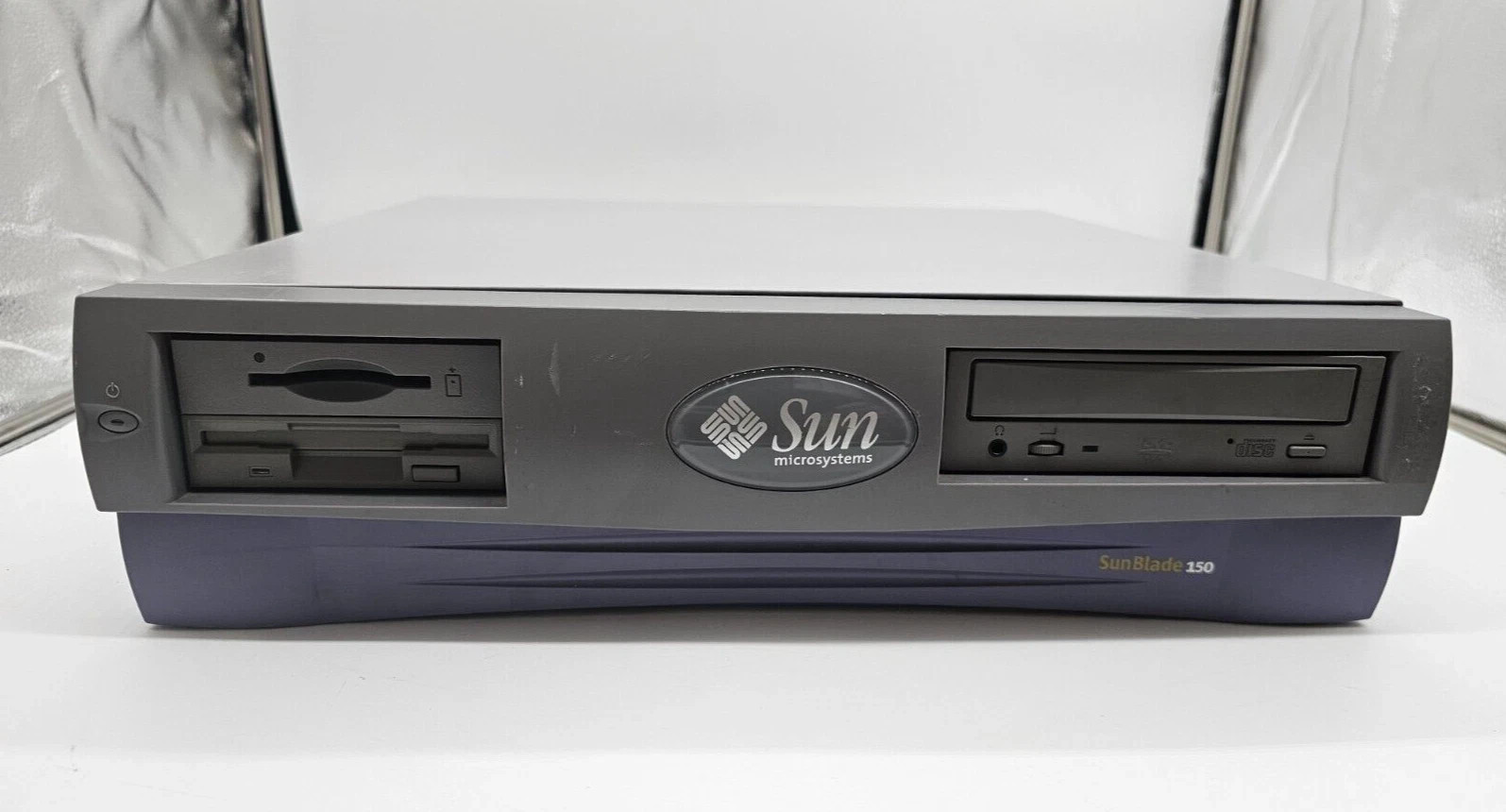 Sun Blade 150 UltraSPARC-IIE 650MHz CPU 2 GB Ram 80GB HDD Tested Pass VTS Post