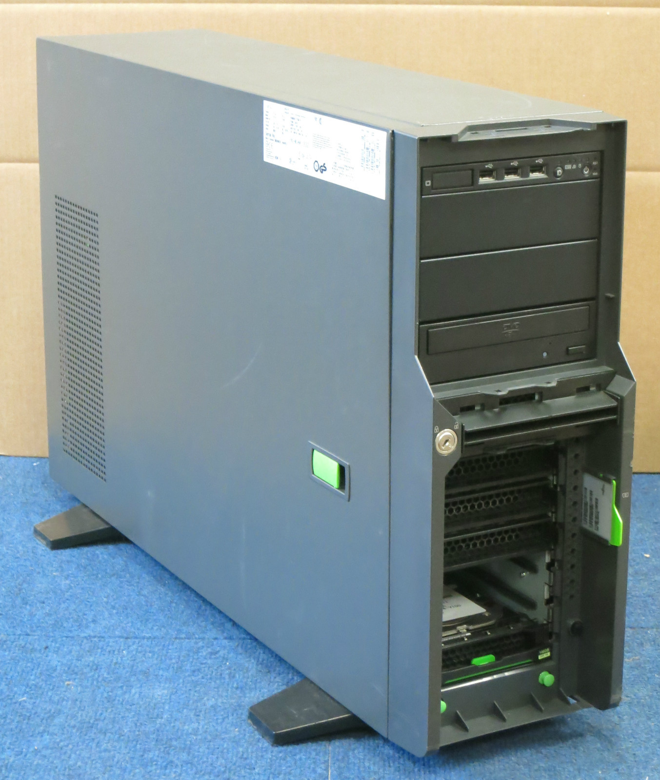 Fujitsu Primergy TX300 S5 2x Xeon Quad Core E5540 1x146GB 15k 8GB Tower Server