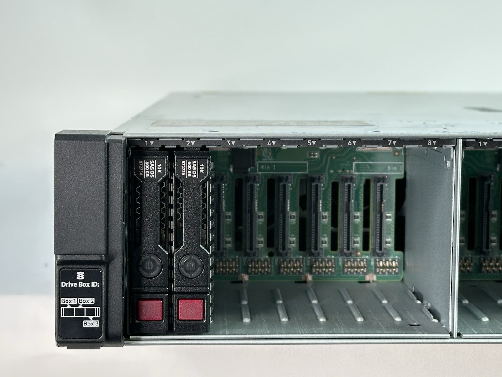 HPE DL380 Gen10 Dual Xeon 6242 DDR4 32GB 26SFF P816i-a 2x 600GB HDD 2x 800W PSU
