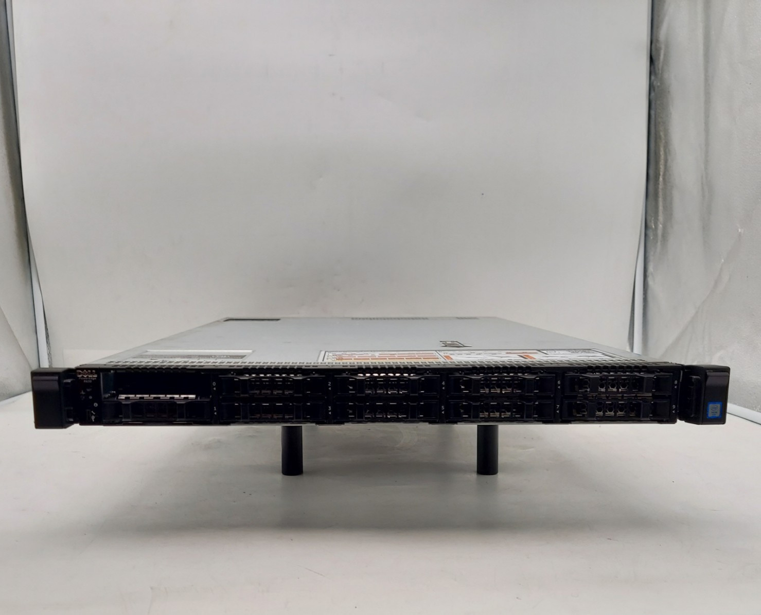 Dell Poweredge R630 2x Xeon E5-2643 3.40GHz 16GB RAM PERC H330 2x 750W PSU