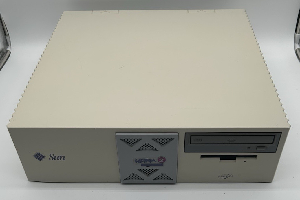 SUN Ultra 2 2X UltraSPARC-II 300MHz CPU 1GB-RAM 36GB HDD Graphic Card Test-PASS