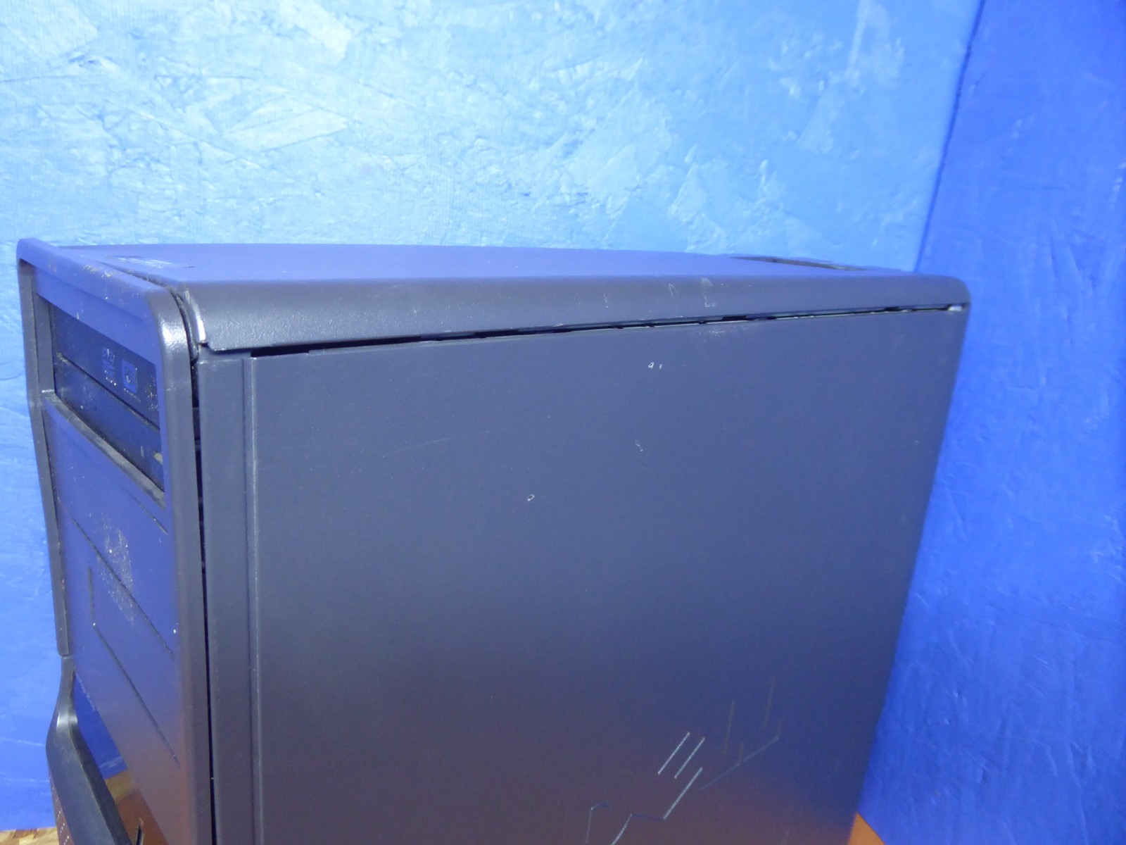 DELL POWEREDGE SC430 SERVER PENTIUM 4 HT 2.8GHz 4GB DDR2 ECC 80GB NJ886 K8958