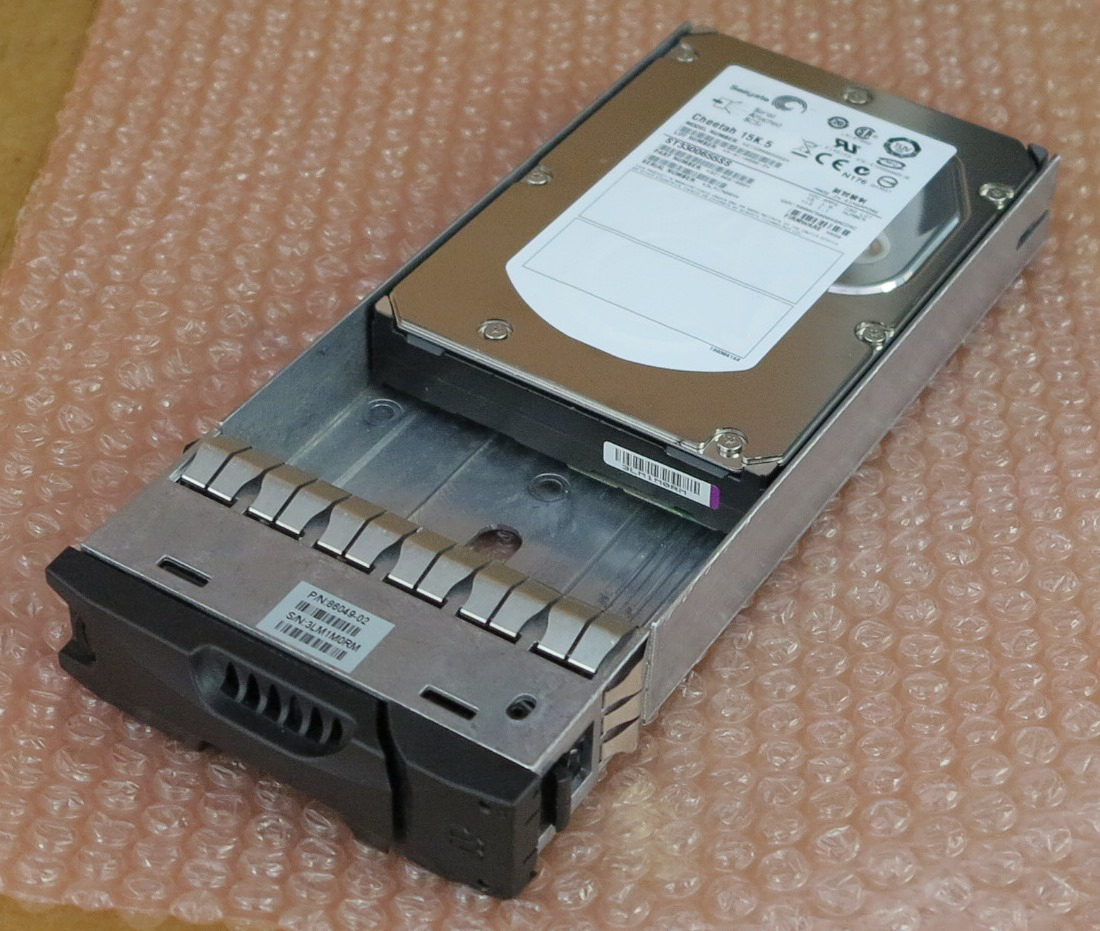 Dell EqualLogic 300Gb 15K SAS Hot Plug Hard Drive RS-300G15-SAS-X15-5-DELL