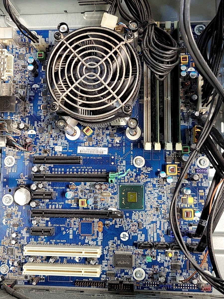HP Z210 VA769UT-ABA Desktop Server Intel Core I5-2400 4GB