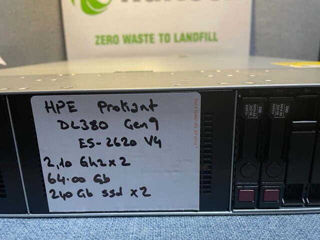 HPE Proliant DL380 G9 2x E5-2620 V4 2.10Ghz 32GB 2X240GB SSD NO OS 2x PSU