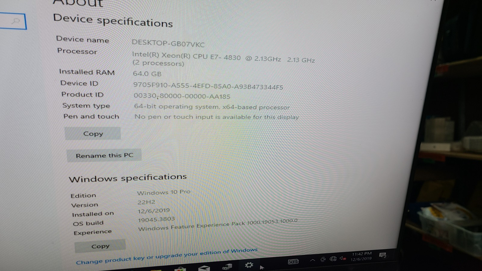 Dell PowerEdge R810 E05S Server 4x Xeon E7-4830, 64GB RAM, 500GB SSD, Win10Pro