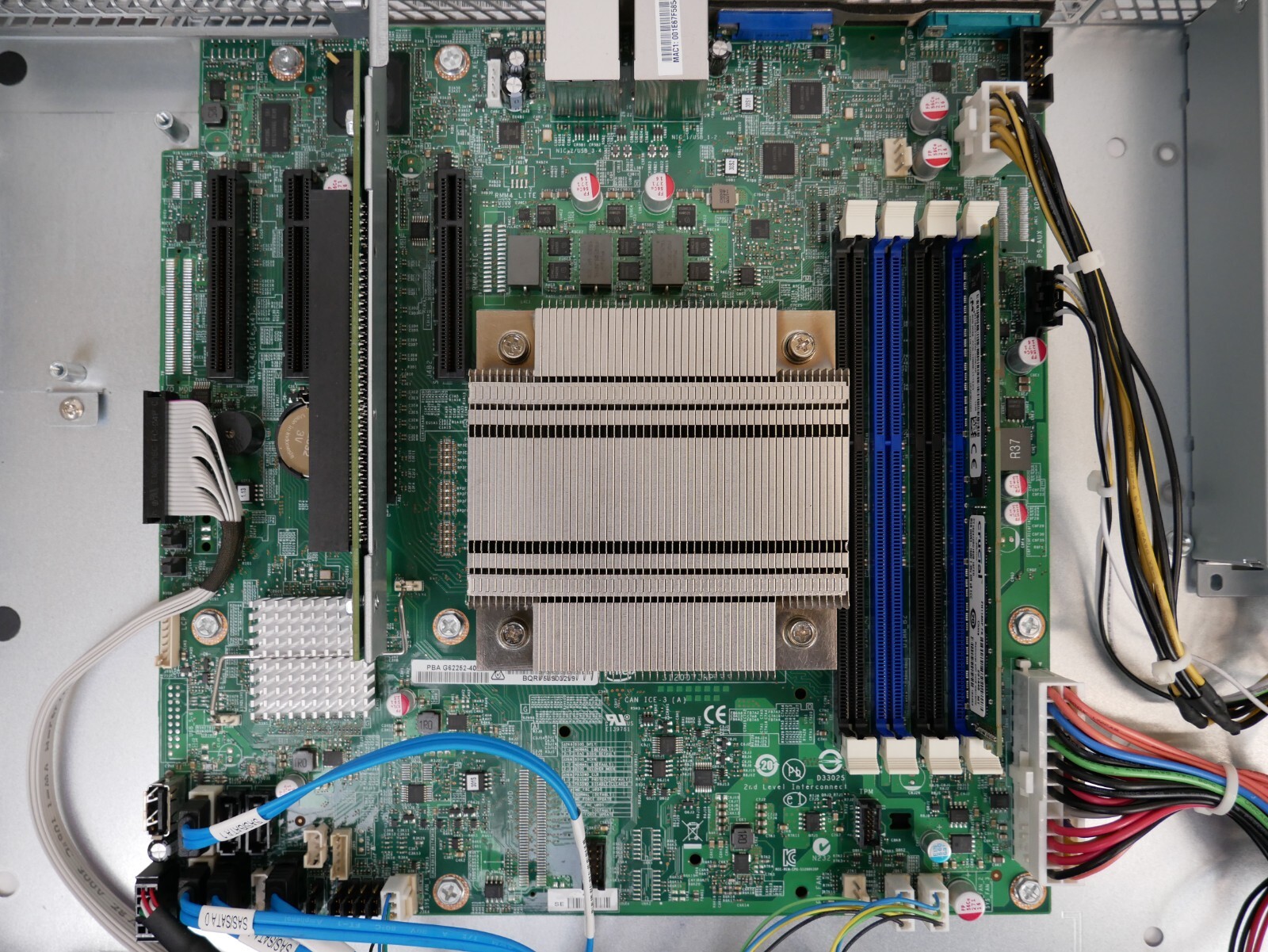 Intel R1000 Intel Xeon E3-1231 v3 @3.40GHz 8GB DDR3 Server *NO HDD* #30