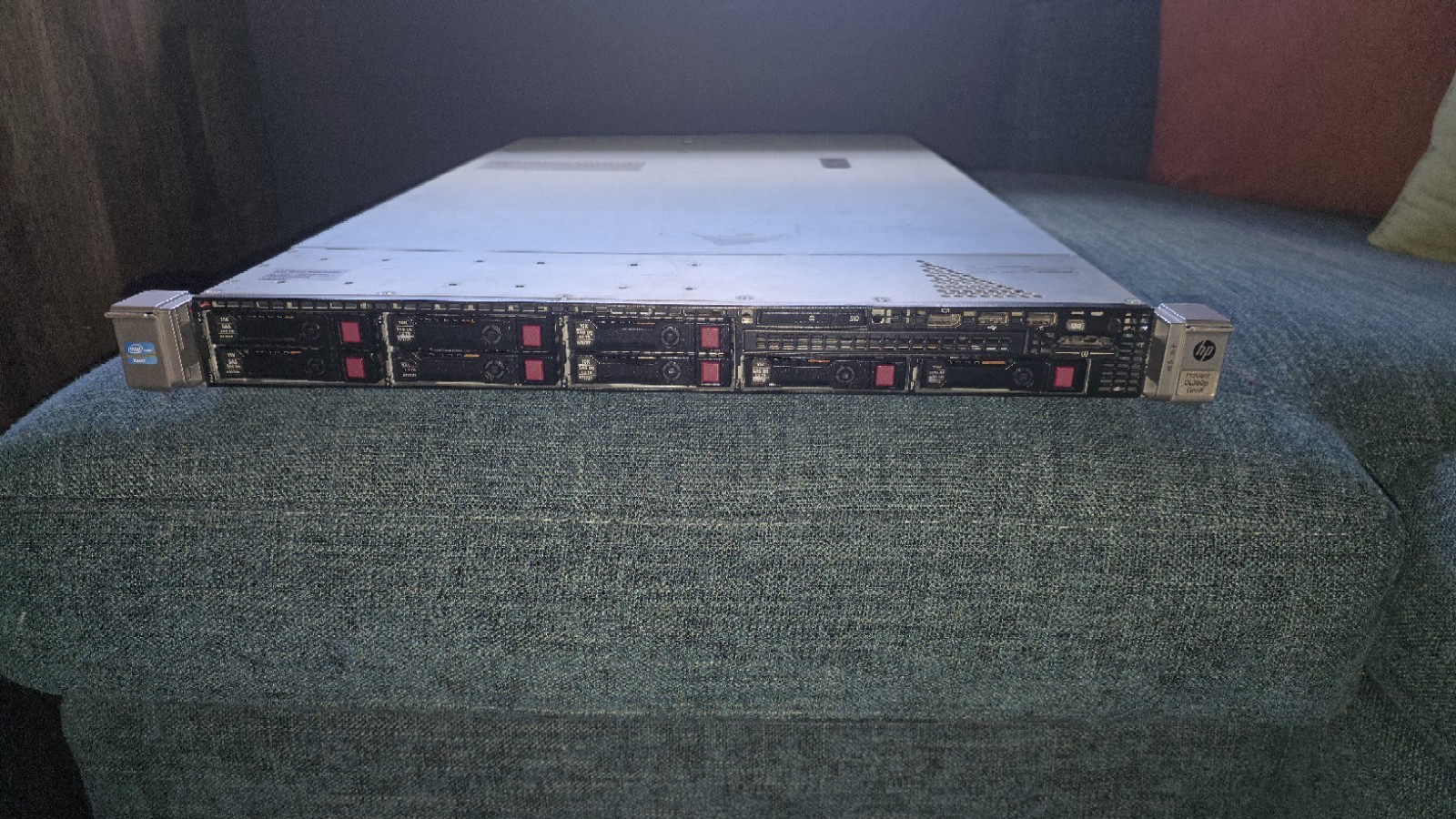 HP ProLiant DL360p Gen8 1U Rack Server 2x Intel Xeon 2.90GHz 32GB
