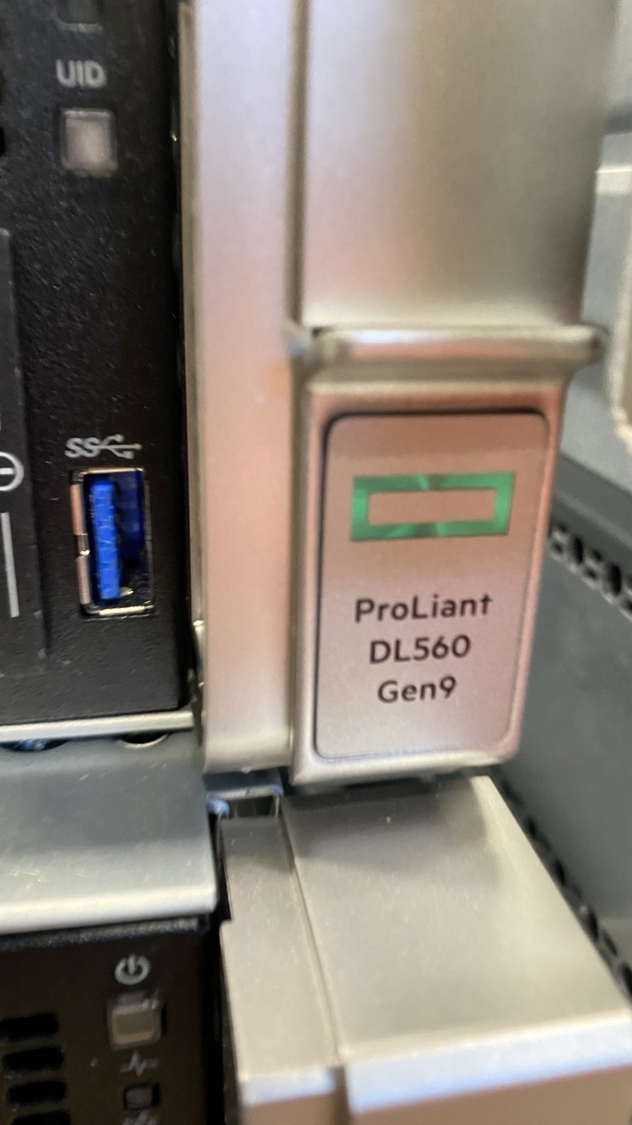 HP Proliant DL560 GEN9 4 x E5-4660v3 NO Hard Drives, NO RAM