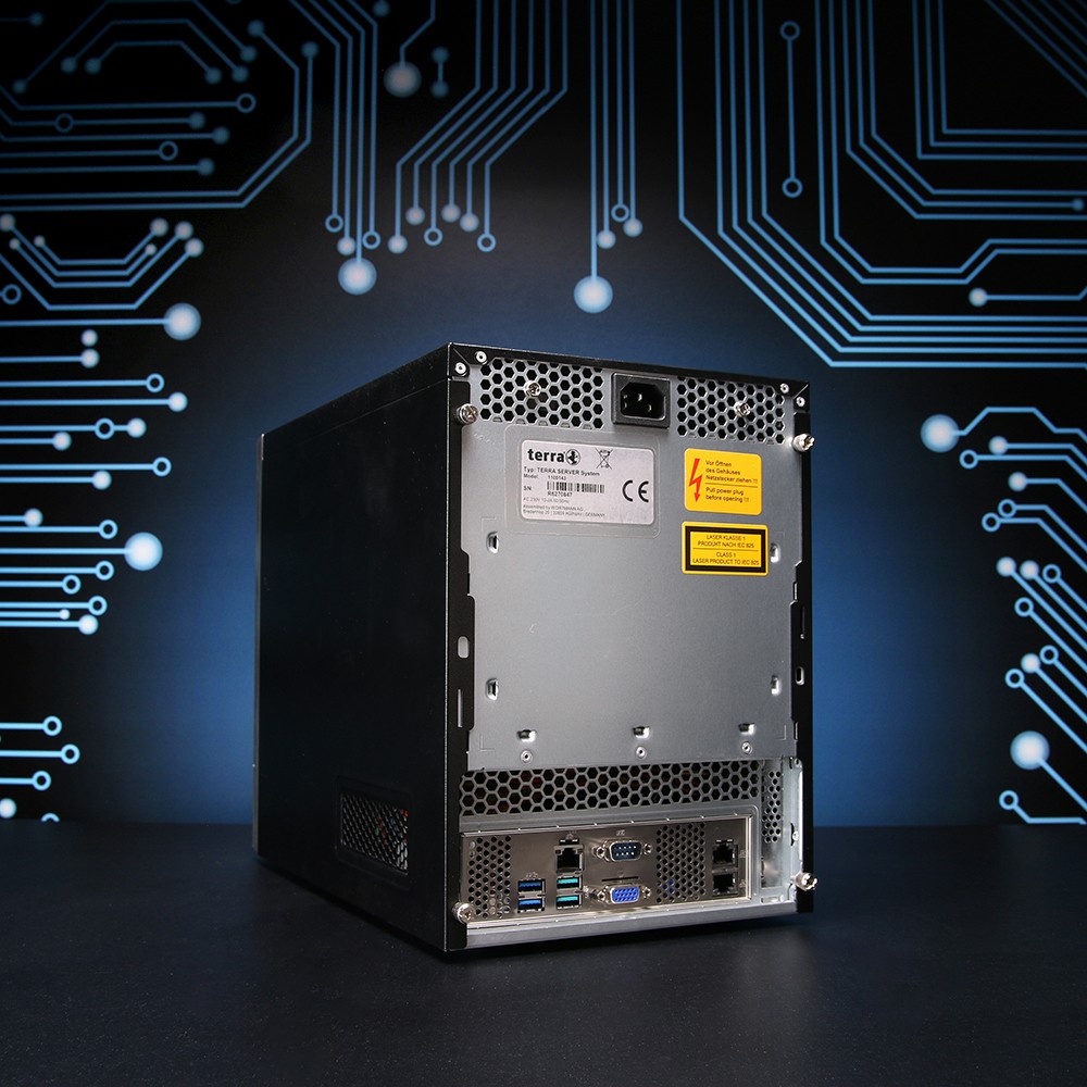 Terra Miniserver G4 // Xeon E-2224, 32GB RAM, 4x LFF, P11C-I, 3151-4i
